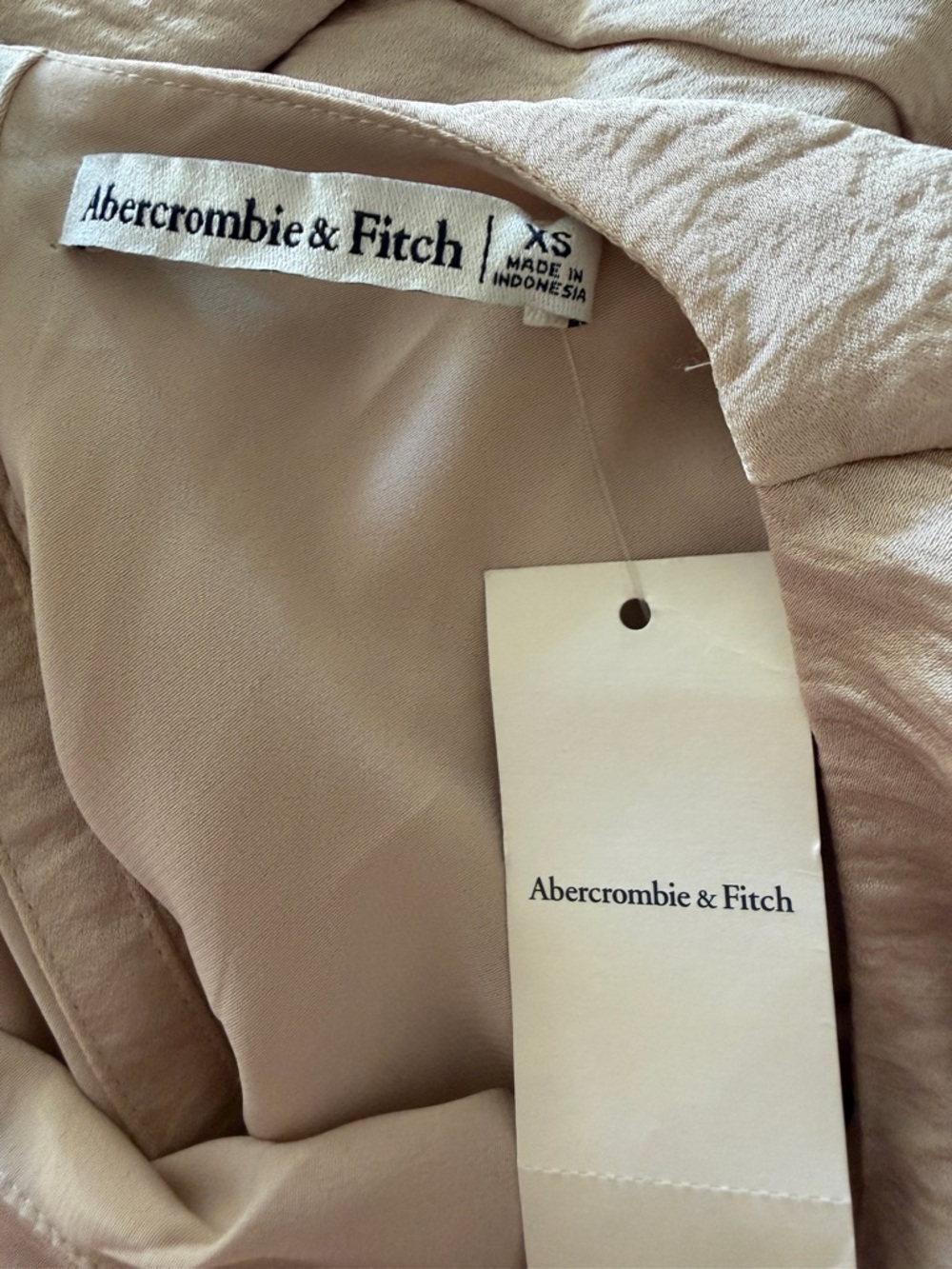 NWT Abercrombie & Fitch Crinkle Satin Maxi Dress - Cream Tan Beige - Picture 8 of 9